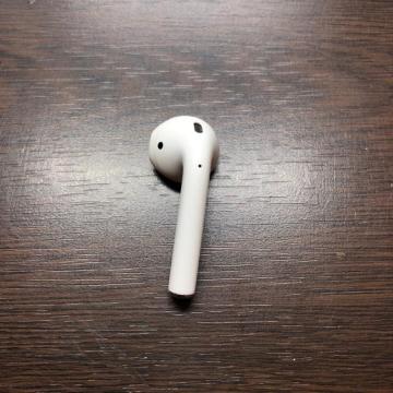  Apple Abv AirPods 2 ̂ A2031