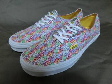  The BeatlesyALL YOU NEED IS LOVEzVans Authentic28.0a