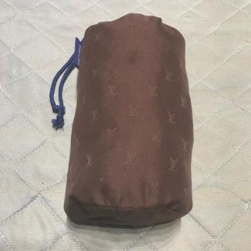 A Ki CBg M47818 |bVhD В mO uE