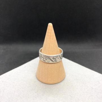  925 SILVER Vo[ O w 18