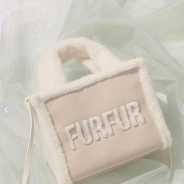 【新品未使用】furfur ムートンロゴトートバッグ アイボリー