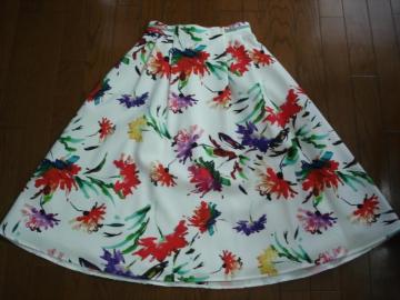 ���N�C�[���Y�R�[�g�@��l�t�����[�f�U�C���t���A�[�X�J�[�g���N���[�[�b�g�������i�I