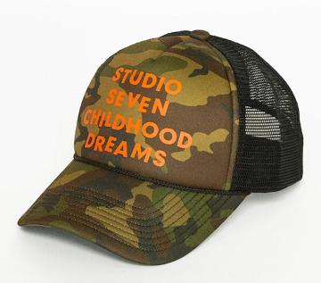 ft~STUDIOSEVENEʕSbVLbv