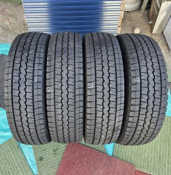 2020N _bvWINTER MAXX SV01@15C`195/80R15 107/105L LTX^bhX^C