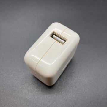   Apple Abv USB Power Adapter A1357