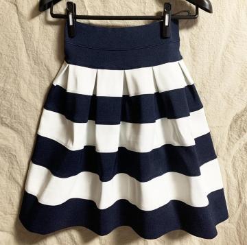 �V�i DRWCYS�h���V�[�Y/�{�[�_�[�t���A�X�J�[�g �h���X �l�C�r�[ �� S