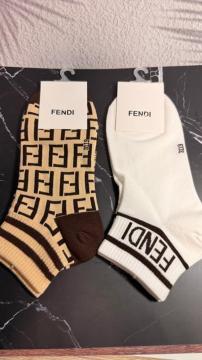 FENDI �t�F���f�B FF���S �\�b�N�X 2���Z�b�g �^�O�t�� ���f�B�[�X