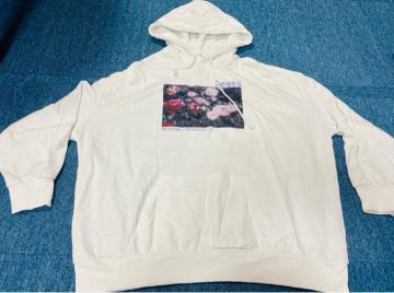 ��Levi's���p�[�J�[