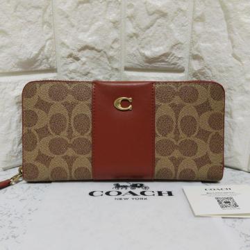 �V�iCOACH�@�����z�@�G�b�Z���V�����X�����A�R�[�f�B�I���W�b�v�E�H���b�g�E�V�O�l�`���[�L�����o�X