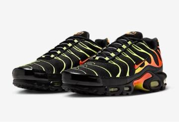 ��NIKE AIR MAX �v���X��