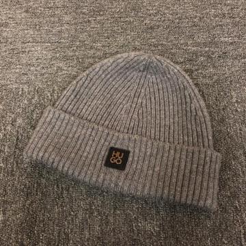 ���� HUGO BOSS �q���[�S�{�X �r�[�j�[ �j�b�g�X