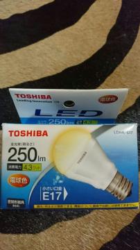 TOSHIBA@LEDd@250[25`
