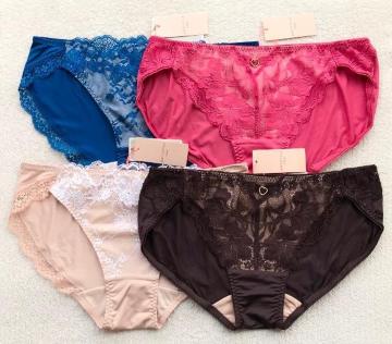 Triumph AMOSTYLE �V���[�c �k�T�C�Y 4���Z�b�g