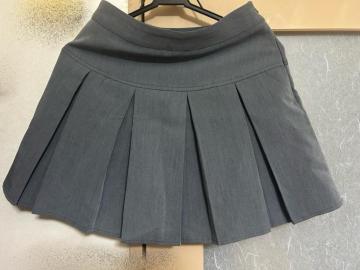 �V�[�C���@�O���[�@�v���[�c�@�X�J�[�g�@�C���p���t���@M�T�C�Y