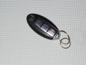 NISSAN Zi X}[gL[ 3{^