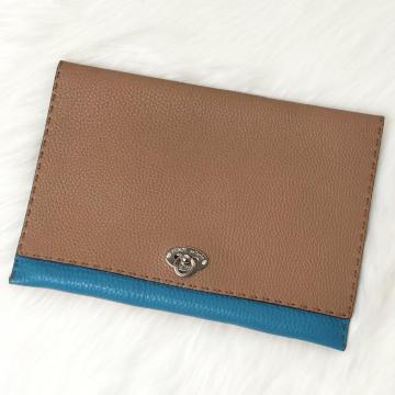 �y�ɔ��i�zFENDI �t�F���f�B �N���b�`�o�b�O �Z�����A �^�[�����b�N �o�C�J���[ �V�{���U�[