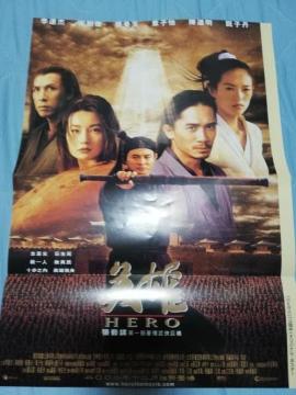 �y�f��|�X�^�[�z HERO �p�Y