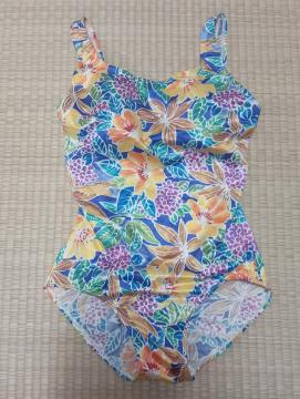 ���g�p asics como DIANA �ԕ������s�[�X���� M