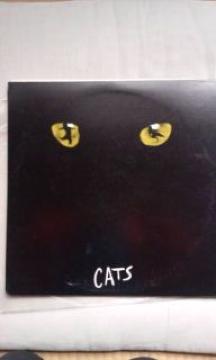 LPR[hCATS Lbc 2gݢƂڂ́c