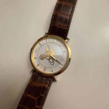 Vivienne Westwood �r���v �V���o�[�@�S�[���h