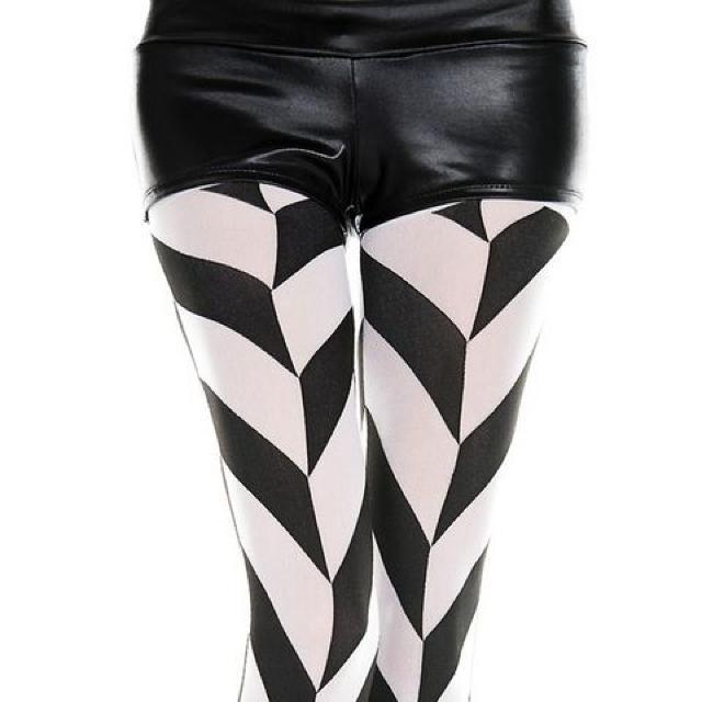 ダイアゴナル柄のセクシーパンティホース < 女性ファッション  ダイアゴナル柄のセクシーパンティホース < 女性ファッションの