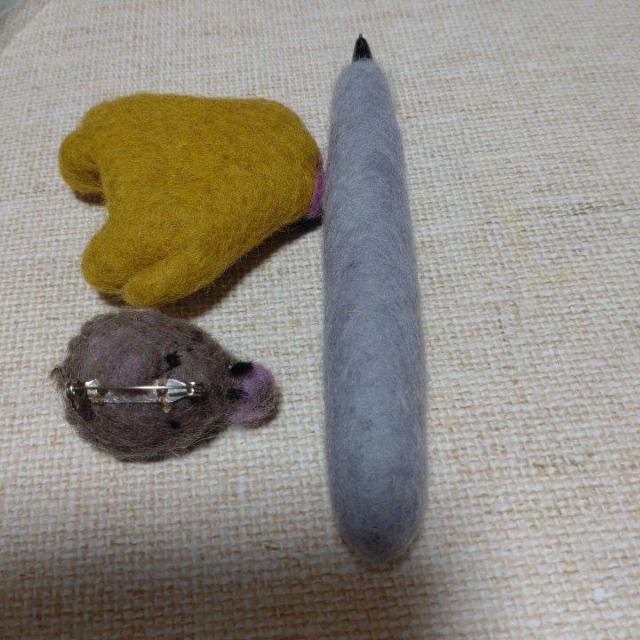 フェルト製 ブローチ&指人形&ボールペンセット < 女性アクセサリー/時計  フェルト製 ブローチ&指人形&ボールペンセット < 女性アクセサリー/時計の