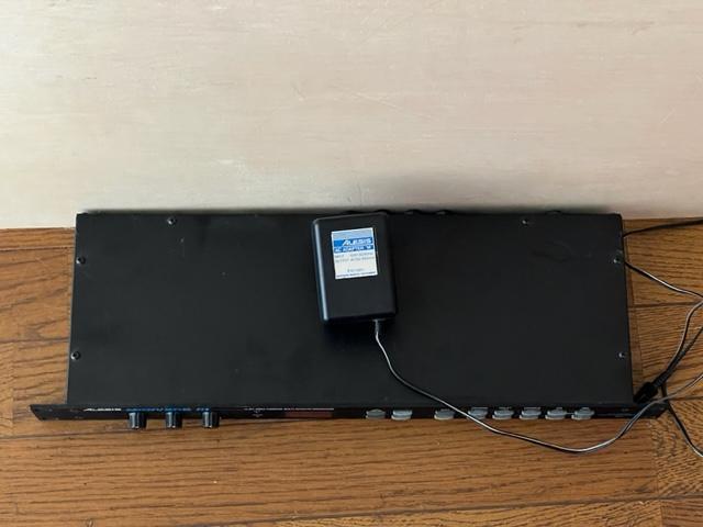 ALESIS MIDIVERBV 16BIT SIMULTANEOUS MULTI EFFECTS PROCESSOR 中古品 < ホビー  ALESIS MIDIVERBV 16BIT SIMULTANEOUS MULTI EFFECTS PROCESSOR 中古品  < ホビーの