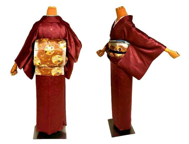 【最高級】美品 濃紅色 1つ紋 色無地 身丈152.5cm 裄丈60.5cm T3431 < 女性ファッション  【最高級】美品 濃紅色 1つ紋 色無地 身丈152.5cm 裄丈60.5cm T3431 < 女性ファッションの