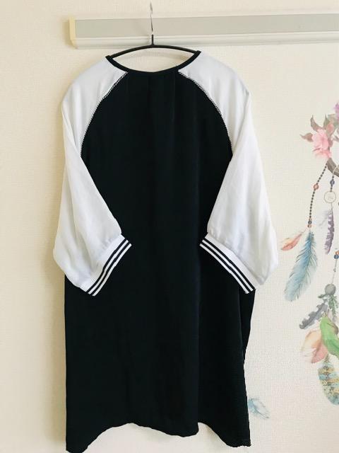 新品薄手ゆったり7分袖光沢地袖シースルロゴ入りチュニック < 女性ファッション  新品薄手ゆったり7分袖光沢地袖シースルロゴ入りチュニック < 女性ファッションの