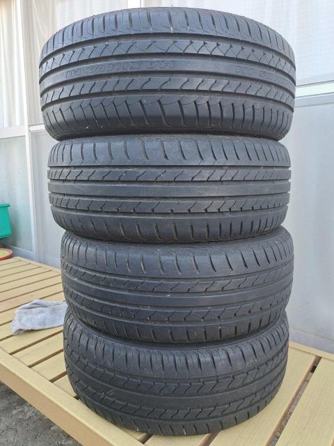 ă^C185/55R/15/82V