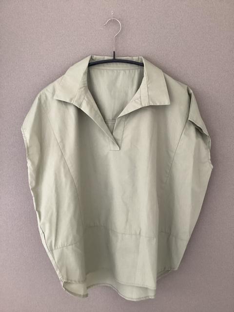 新品タグ付き 多機能ノースリーブブラウス カーキ フリーサイズ < 女性ファッション 新品タグ付き 多機能ノースリーブブラウス カーキ フリーサイズ < 女性ファッションの