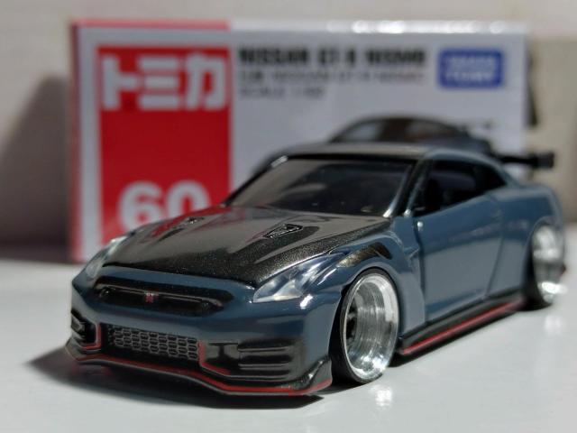 yg~JzY NISSAN GT-R NISMO   zr[ 
