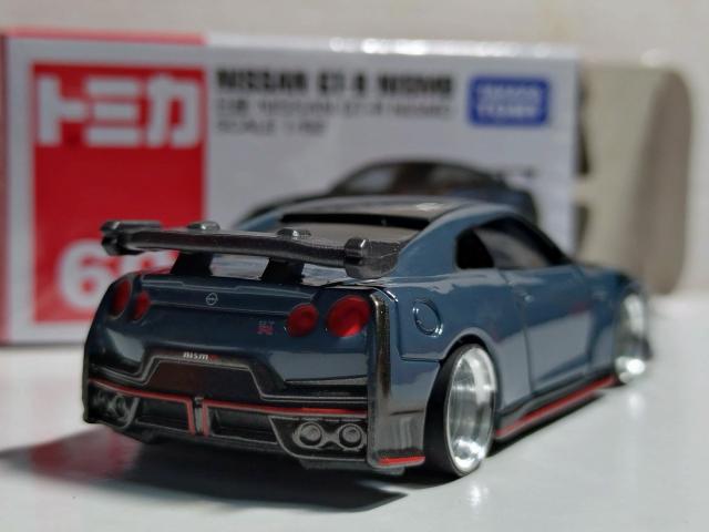 yg~JzY NISSAN GT-R NISMO  zr[ 