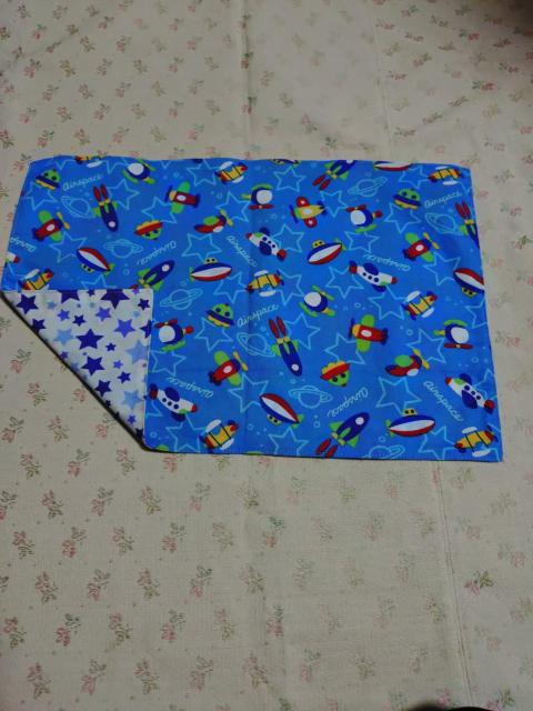 【送料無料】ハンドメイド ランチョンマット リバーシブル 乗り物 星柄 入園 入学 < インテリア/ライフ 【送料無料】ハンドメイド ランチョンマット リバーシブル 乗り物 星柄 入園 入学 < インテリア/ライフの