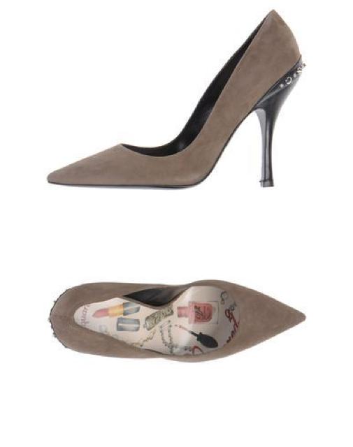 DSQUARED2ディースクエアード☆スタッズ付スエードパンプス < ブランド DSQUARED2ディースクエアード☆スタッズ付スエードパンプス < ブランドの