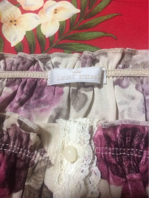 レストローズ☆バラ柄☆ノースリーブトップス☆ < ブランド  レストローズ☆バラ柄☆ノースリーブトップス☆ < ブランドの