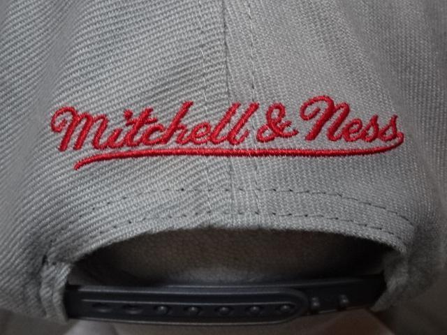 【Mitchell & Ness】 NBAバスケ ロサンゼルス レイカーズ ロゴ刺繍入りキャップ < 男性ファッション  【Mitchell & Ness】 NBAバスケ ロサンゼルス レイカーズ ロゴ刺繍入りキャップ < 男性ファッションの