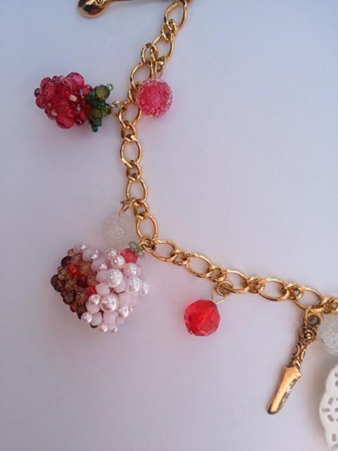 V[gP[L&C`S̃eB[^ClbNX  ANZT[/v 