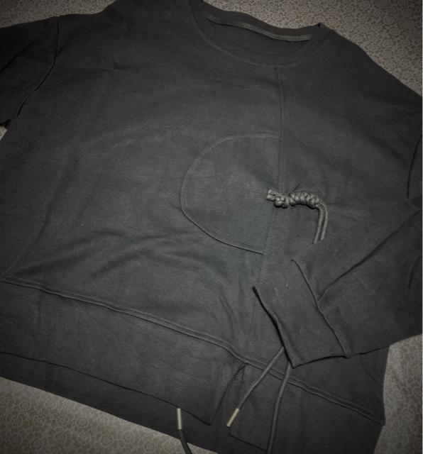 トレーナー 長袖 紐付き ブラック 大きいサイズ < 女性ファッション  トレーナー 長袖 紐付き ブラック 大きいサイズ < 女性ファッションの