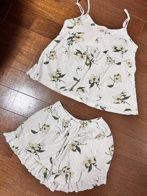 美脚魅せ ホワイト花柄ショーパン セットアップ可能 < 女性ファッション 美脚魅せ ホワイト花柄ショーパン セットアップ可能 < 女性ファッションの