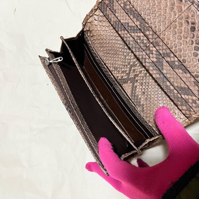 【希少】パイソンレザー 長財布 L字ファスナー 小銭入れあり ダークブラウン 蛇革 < 女性ファッション 【希少】パイソンレザー 長財布 L字ファスナー 小銭入れあり ダークブラウン 蛇革 < 女性ファッションの