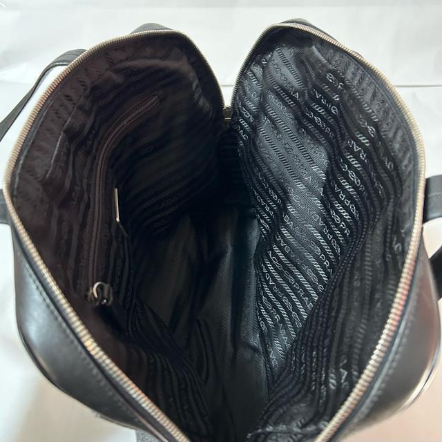 PRADA �v���_ �E�[�� ���U�[ �g�[�g �o�b�O �u���b�N �V���o�[���� ���|�� A4 ���[ ���΂� �� �u�����h�� 