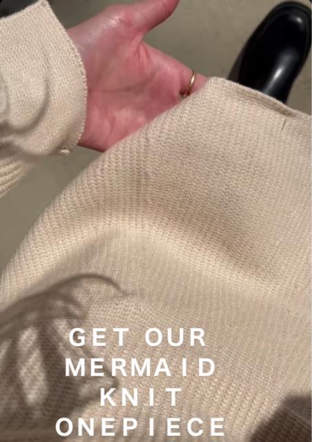 ペプラムフレアニットミニワンピースベージュオフホワイトInsta < 女性ファッション ペプラムフレアニットミニワンピースベージュオフホワイトInsta < 女性ファッションの