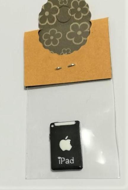 ~j`AiPadminiubNACpbhFႢ܂BigiPhone܂h[nEXɁ   