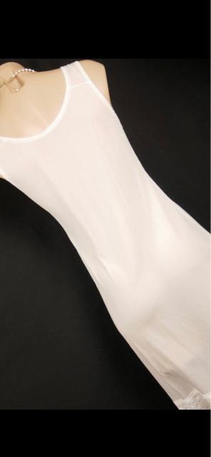 タンス整理品 衣類 おまとめOK ホームクリーニング済み スリップ ホワイト系 Mサイズくらい < 女性ファッション  タンス整理品 衣類 おまとめOK ホームクリーニング済み スリップ ホワイト系 Mサイズくらい < 女性ファッションの