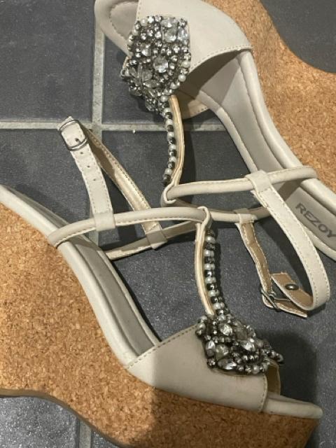 REZOY LLrW[T_EGbW\[M  uh 