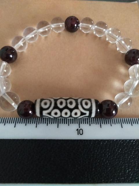 21眼天珠とヒマラヤ水晶とガーネットのブレスレット < 女性アクセサリー/時計 21眼天珠とヒマラヤ水晶とガーネットのブレスレット < 女性アクセサリー/時計の