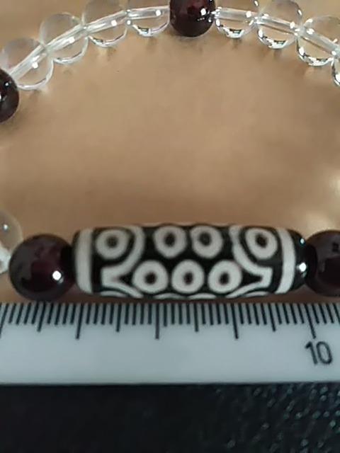 21眼天珠とヒマラヤ水晶とガーネットのブレスレット < 女性アクセサリー/時計 21眼天珠とヒマラヤ水晶とガーネットのブレスレット < 女性アクセサリー/時計の