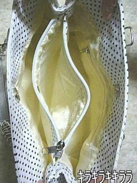 《New》ViVi・ハートバックル★ドット柄*ショルダーバッグ<ホワイト> < 女性ファッション  《New》ViVi・ハートバックル★ドット柄*ショルダーバッグ<ホワイト> < 女性ファッションの