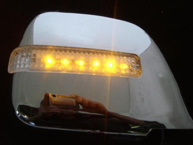 クロームメッキLEDミラーカバー ランドクルーザー 80系 < 自動車/バイク クロームメッキLEDミラーカバー ランドクルーザー 80系 < 自動車/バイク